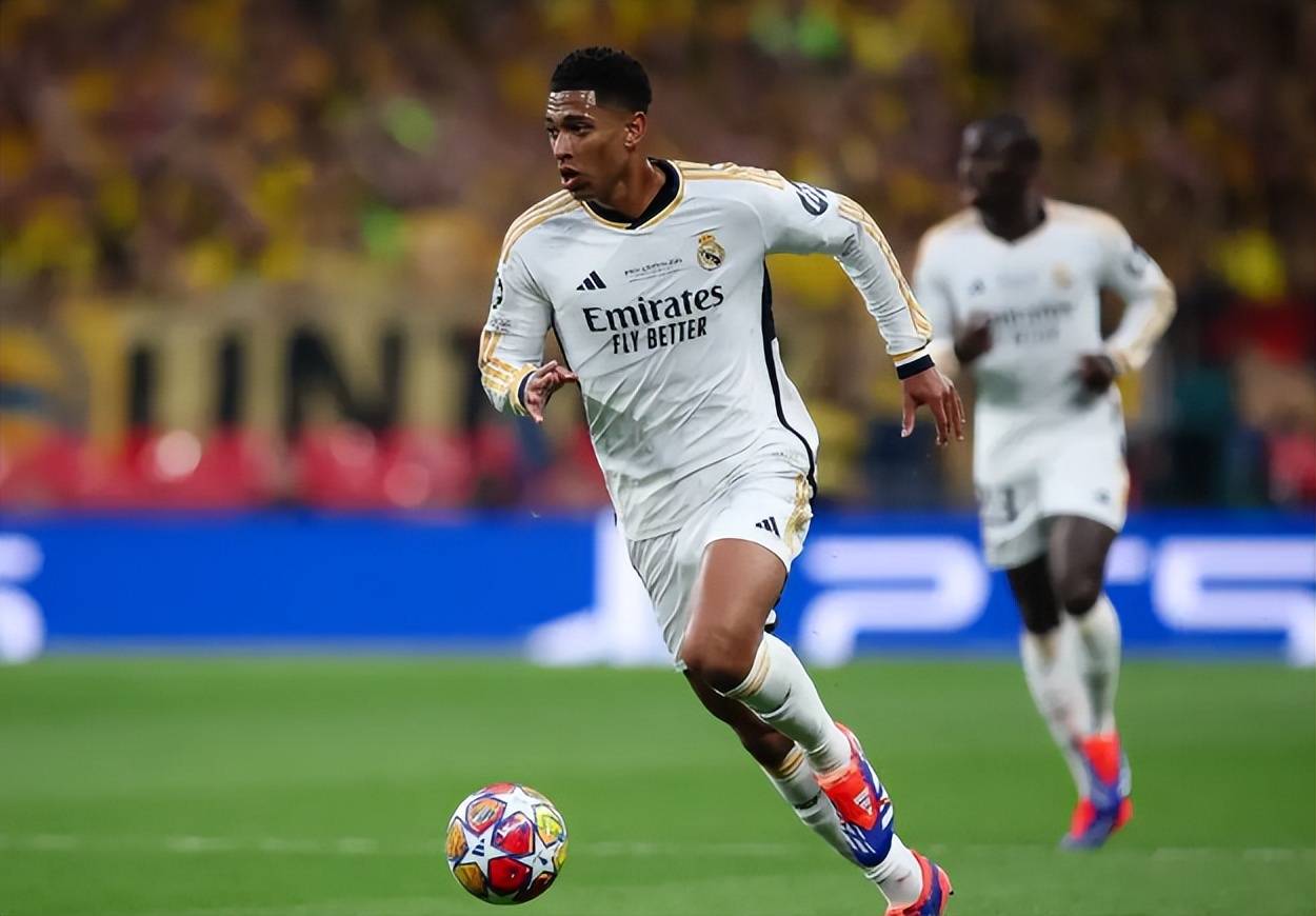 马竞遭遇争议红牌，贝林厄姆乘势反超比分完成逆转的简单介绍